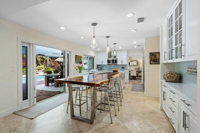 3765 Kings Way, Boca Raton, FL 33434