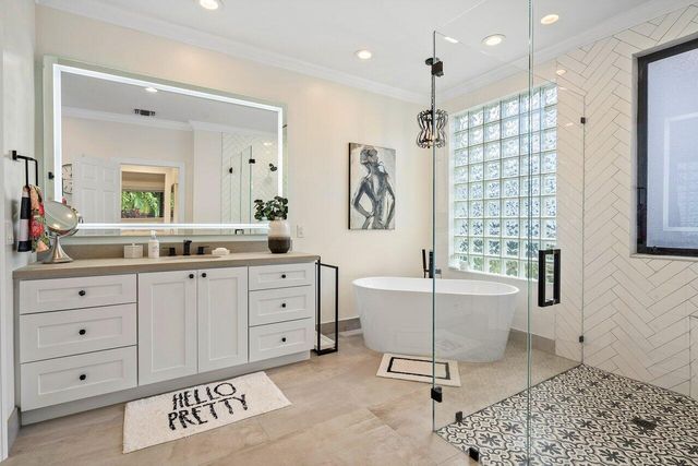 3765 Kings Way, Boca Raton, FL 33434