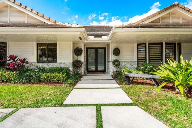 3765 Kings Way, Boca Raton, FL 33434