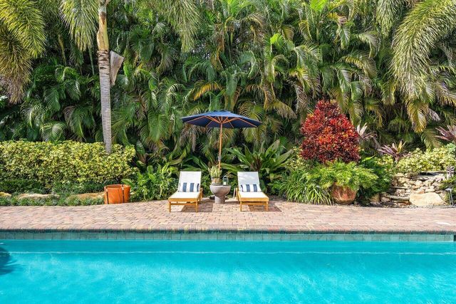 3765 Kings Way, Boca Raton, FL 33434