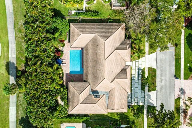 3765 Kings Way, Boca Raton, FL 33434