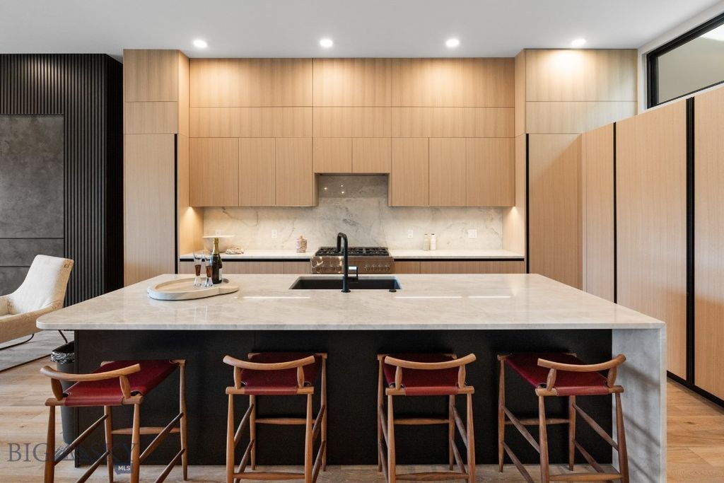 611 E Peach Street 306, Bozeman, MT 59715 photo 3