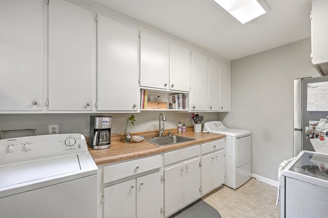 736 Mccants Drive, Mount Pleasant, SC 29464