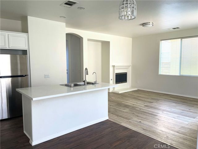 23823 Via Campana, Valencia, CA 91354