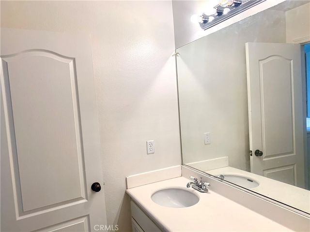 23823 Via Campana, Valencia, CA 91354