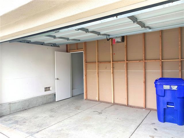 23823 Via Campana, Valencia, CA 91354