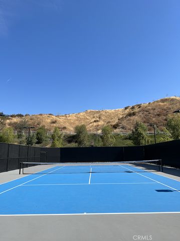 23823 Via Campana, Valencia, CA 91354