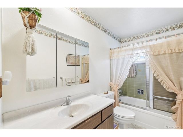 4664 W Simms St, Wheat Ridge, CO 80033