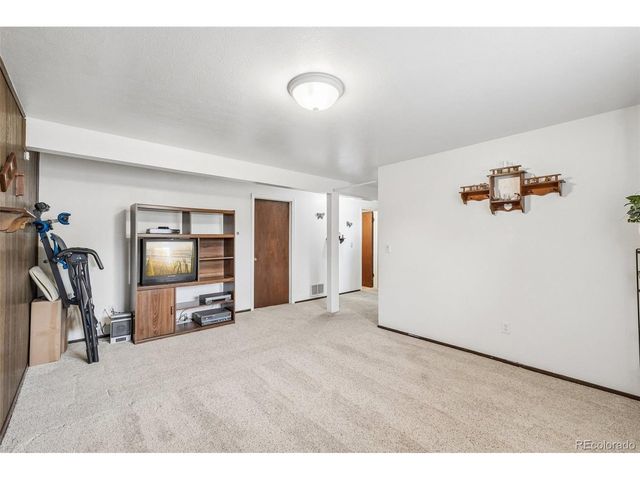 4664 W Simms St, Wheat Ridge, CO 80033