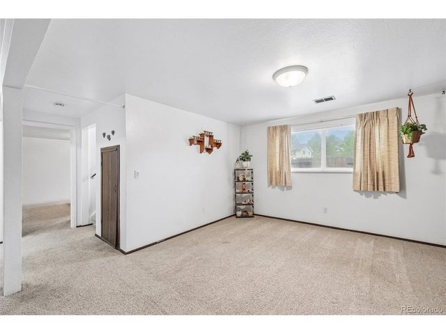 4664 W Simms St, Wheat Ridge, CO 80033