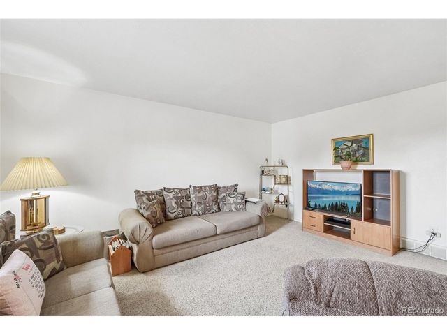 4664 W Simms St, Wheat Ridge, CO 80033