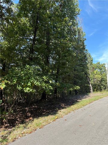 Hollis Circle, Bella Vista, AR 72715