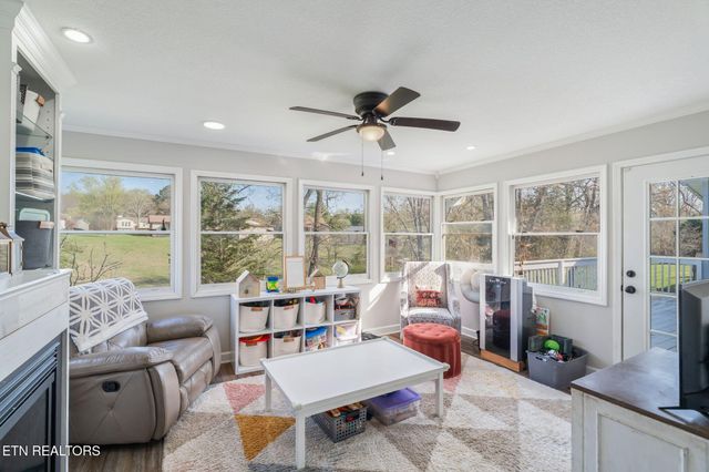 7301 Dunsten Drive, Knoxville, TN 37931