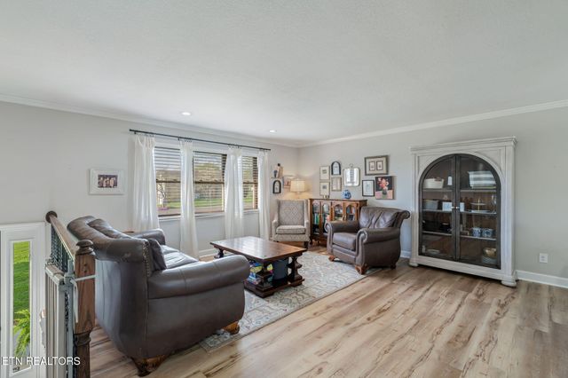7301 Dunsten Drive, Knoxville, TN 37931