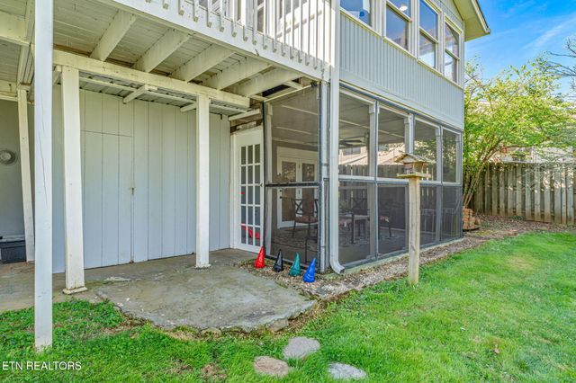 7301 Dunsten Drive, Knoxville, TN 37931
