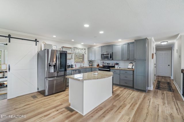 7301 Dunsten Drive, Knoxville, TN 37931