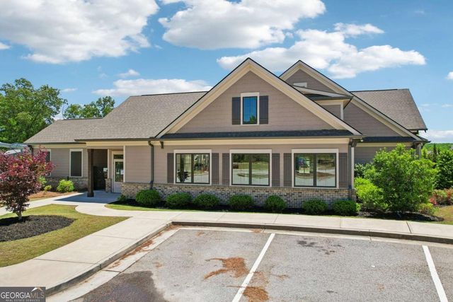 377 Station Overlook Drive, Auburn, GA 30011