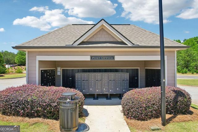 377 Station Overlook Drive, Auburn, GA 30011