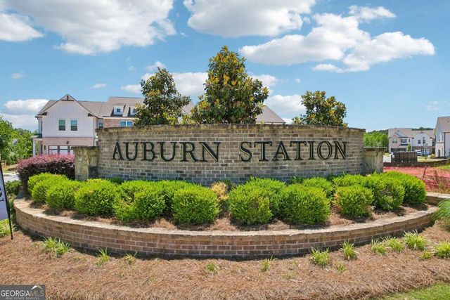 377 Station Overlook Drive, Auburn, GA 30011