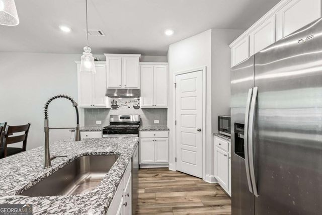 377 Station Overlook Drive, Auburn, GA 30011