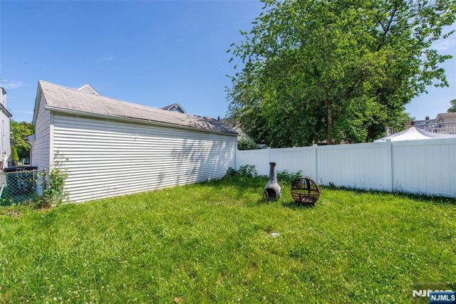 40 Olive Street, Bloomfield, NJ 07003