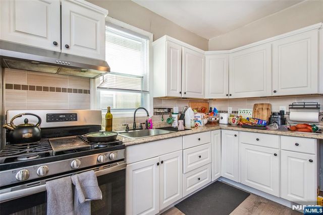 40 Olive Street, Bloomfield, NJ 07003