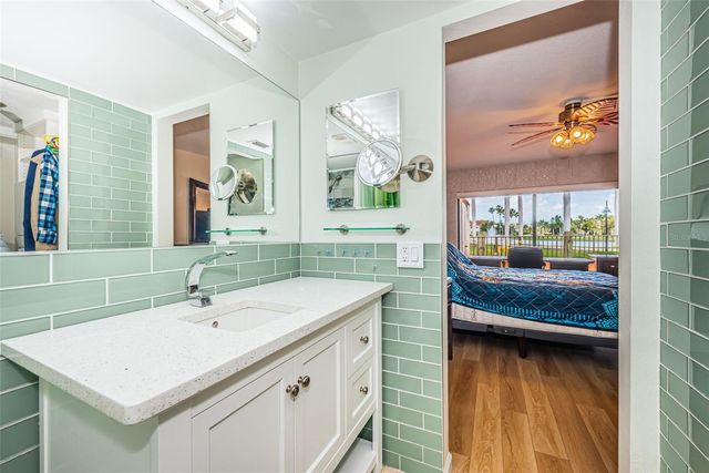 6273 BAHIA DEL MAR BOULEVARD 116, St Petersburg, FL 33715
