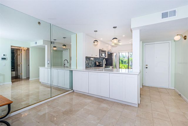 6273 BAHIA DEL MAR BOULEVARD 116, St Petersburg, FL 33715