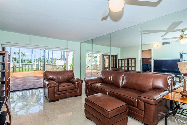 6273 BAHIA DEL MAR BOULEVARD 116, St Petersburg, FL 33715