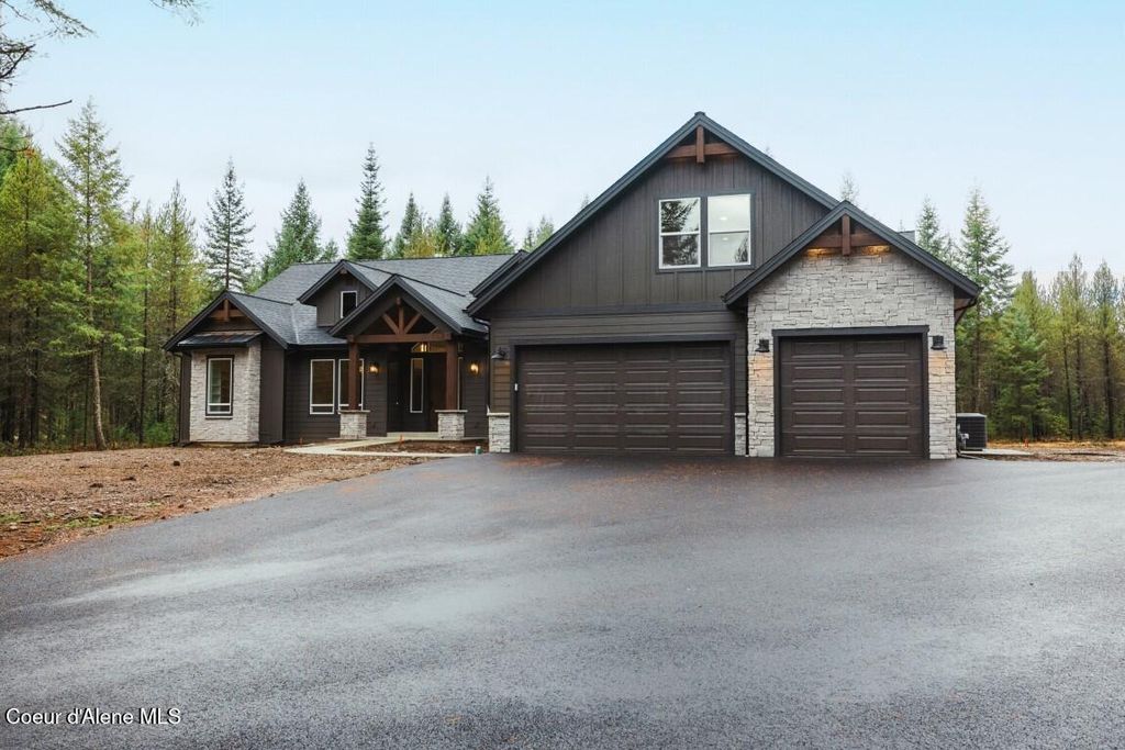 L5 Gemini Lane, Rathdrum, ID 83858