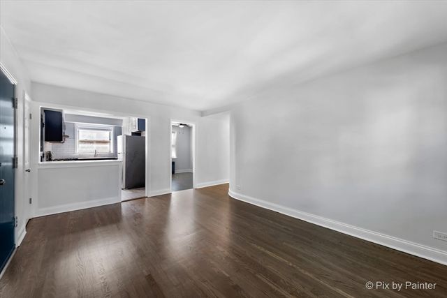 2715 W Berwyn Avenue 3, Chicago, IL 60625