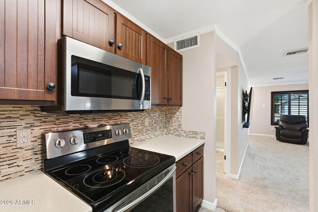 5811 W FOLLEY Street, Chandler, AZ 85226