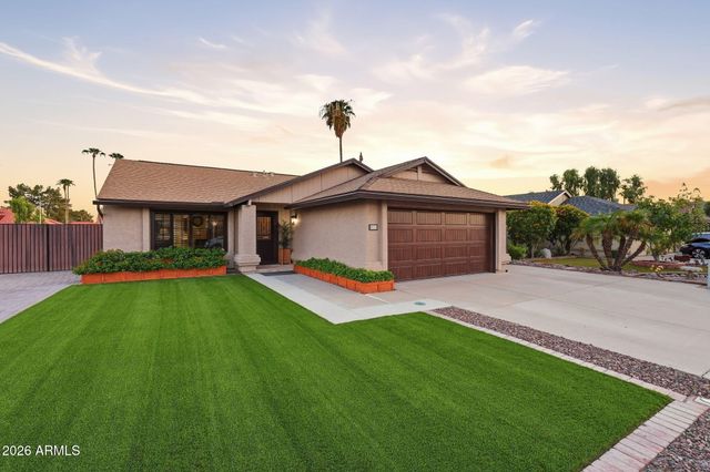 5811 W FOLLEY Street, Chandler, AZ 85226