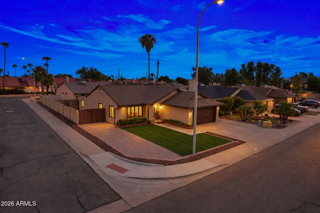 5811 W FOLLEY Street, Chandler, AZ 85226
