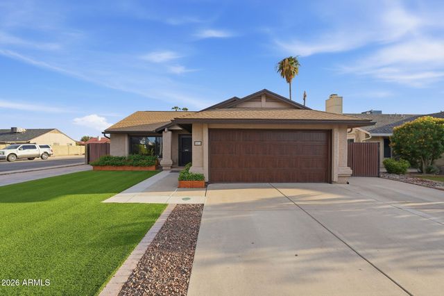 5811 W FOLLEY Street, Chandler, AZ 85226