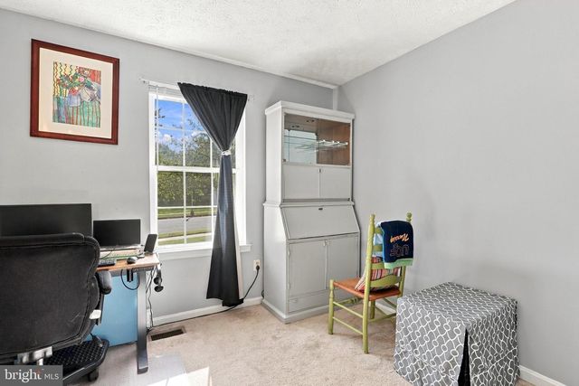 1609 NORWICH DR, Frederick, MD 21701