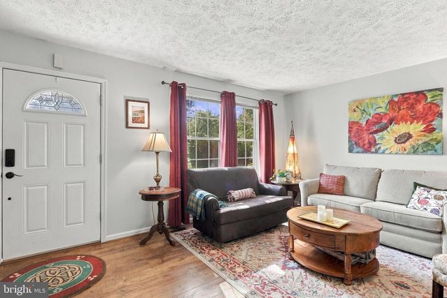 1609 NORWICH DR, Frederick, MD 21701