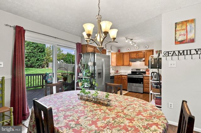 1609 NORWICH DR, Frederick, MD 21701