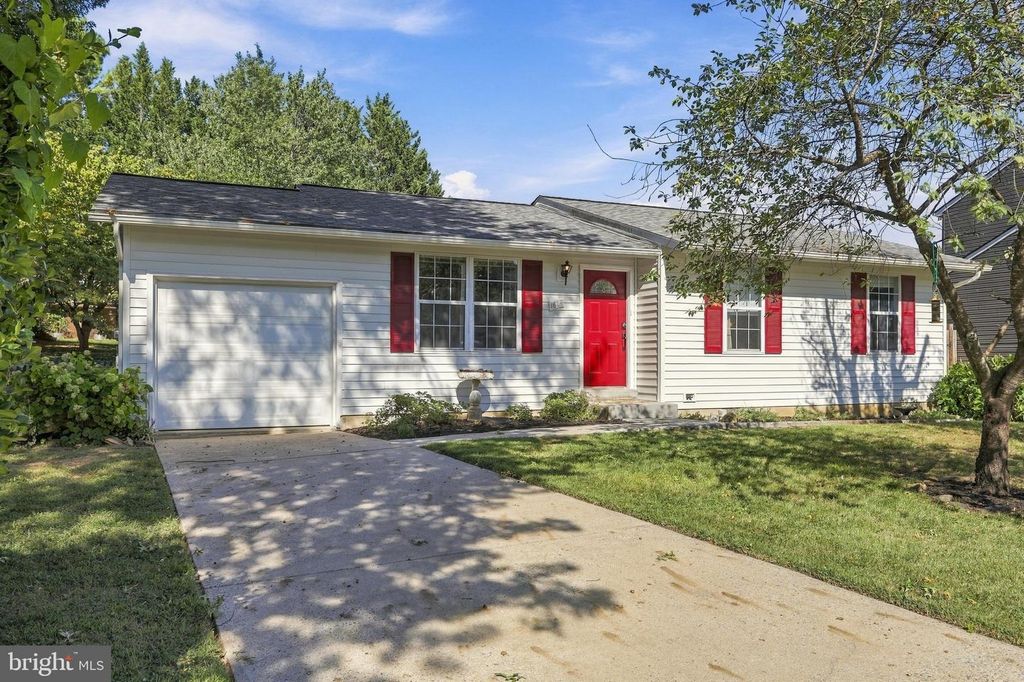 1609 NORWICH DR, Frederick, MD 21701