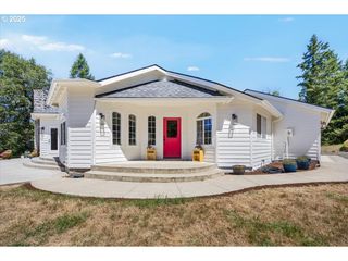 6841 OAK HILL Rd, Roseburg, OR 97471