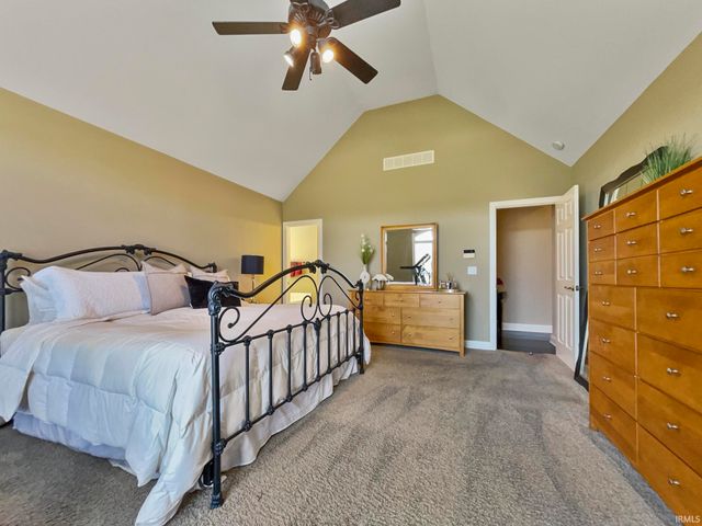 2433 Briarcliff Drive, Newburgh, IN 47630