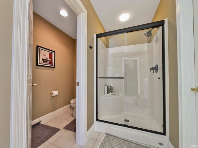 2433 Briarcliff Drive, Newburgh, IN 47630