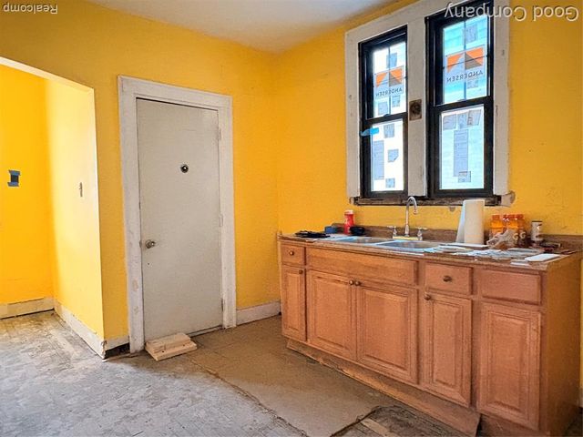 2966 Collingwood Street, Detroit, MI 48206