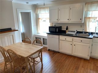 15 Simmons Street 2, Newport, RI 02840