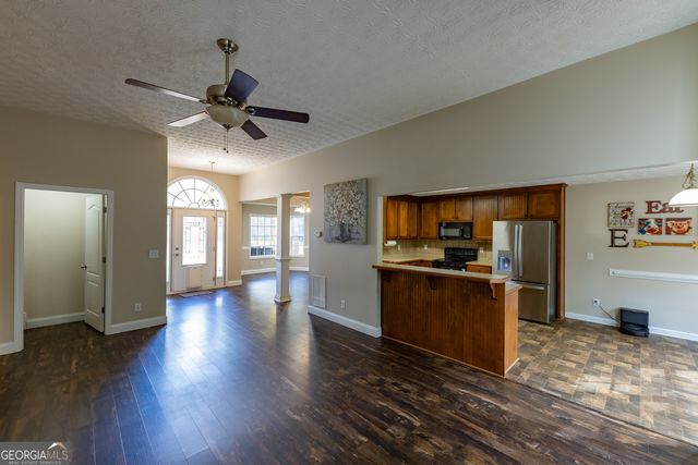 123 Rabbit Run Road, Meansville, GA 30256