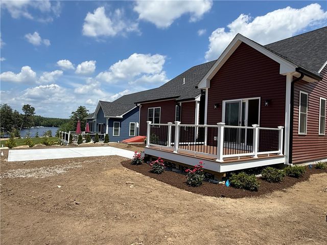 83 Sunset Lake Circle, Coventry, RI 02816