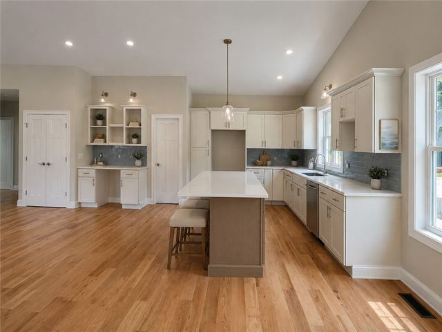 83 Sunset Lake Circle, Coventry, RI 02816