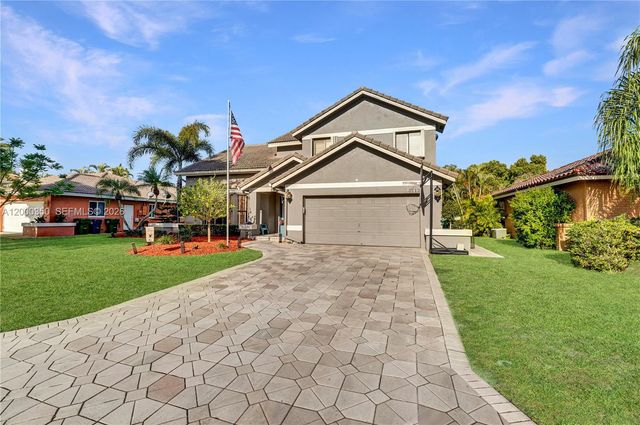 5112 NW 58th Ter, Coral Springs, FL 33067