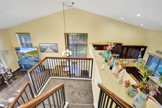 5112 NW 58th Ter, Coral Springs, FL 33067