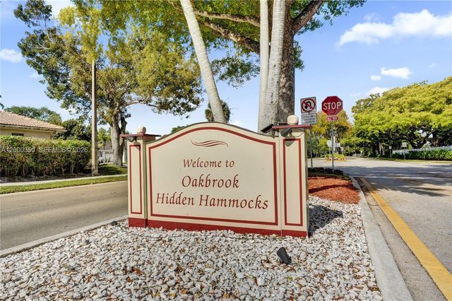 5112 NW 58th Ter, Coral Springs, FL 33067